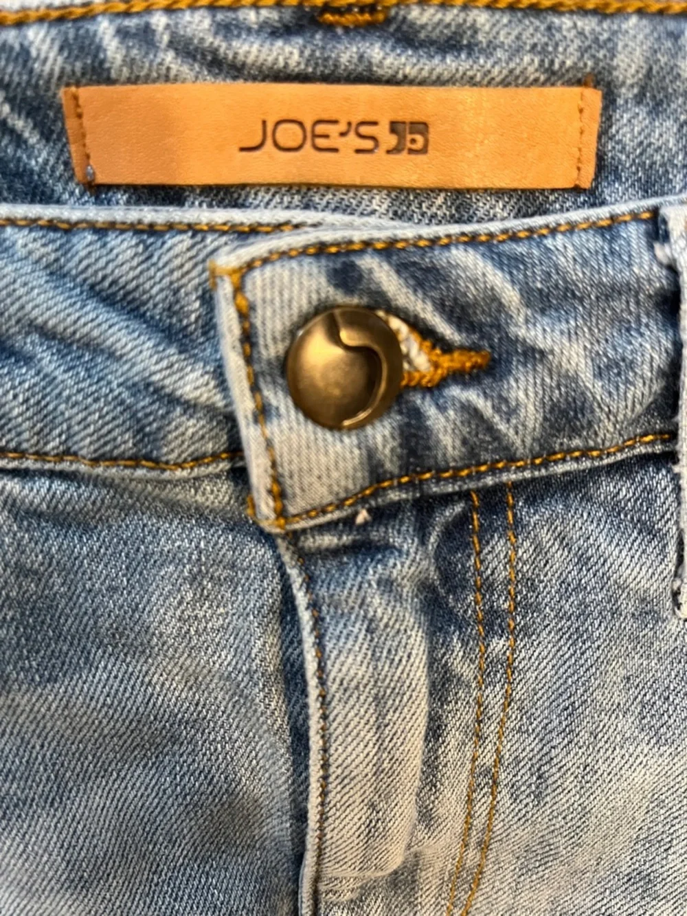 Joe’s Jeans Collector’s Edition Lightwash Denim High Low Raw Hem skirt W27 Small
